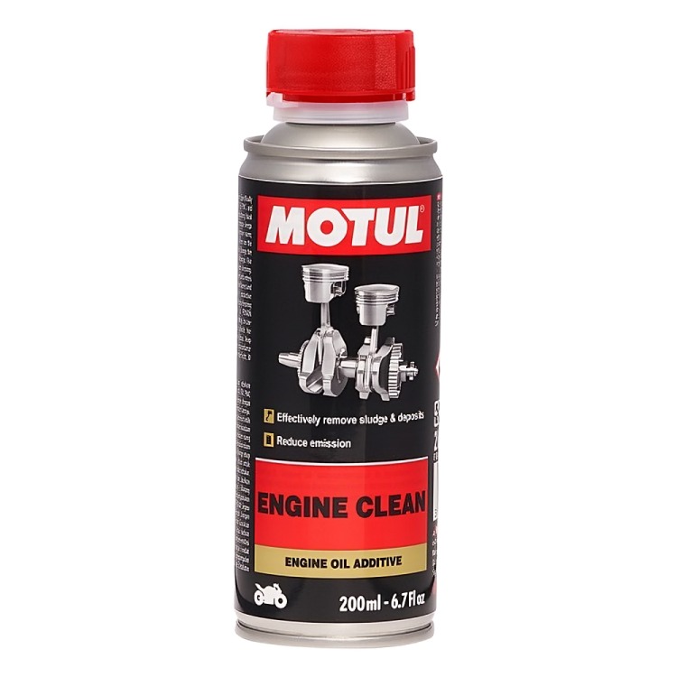 Motul Engine Clean, phụ gia chuyên dụng hỗ trợ bảo dưỡng xe tay ga, giúp làm sạch và bảo vệ động cơ xe máy 4 thì