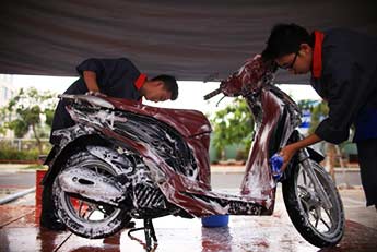 5 LƯU Ý KHI CHĂM SÓC VÀ BẢO DƯỠNG XE MÁY