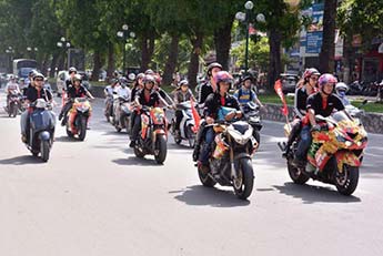 ROADSHOW "MOTUL STUNT FEST 2014"