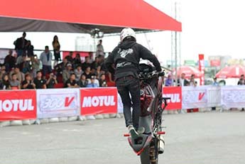 MOTUL STUNT FEST 2017 QUY TỤ NHỮNG STUNTER CHUYÊN NGHIỆP